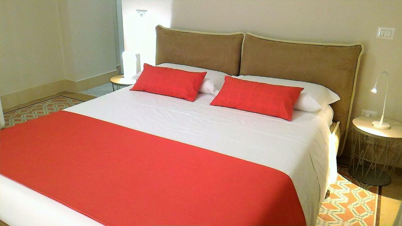 Casa Isabela Luxury Rooms Melfi Luaran gambar
