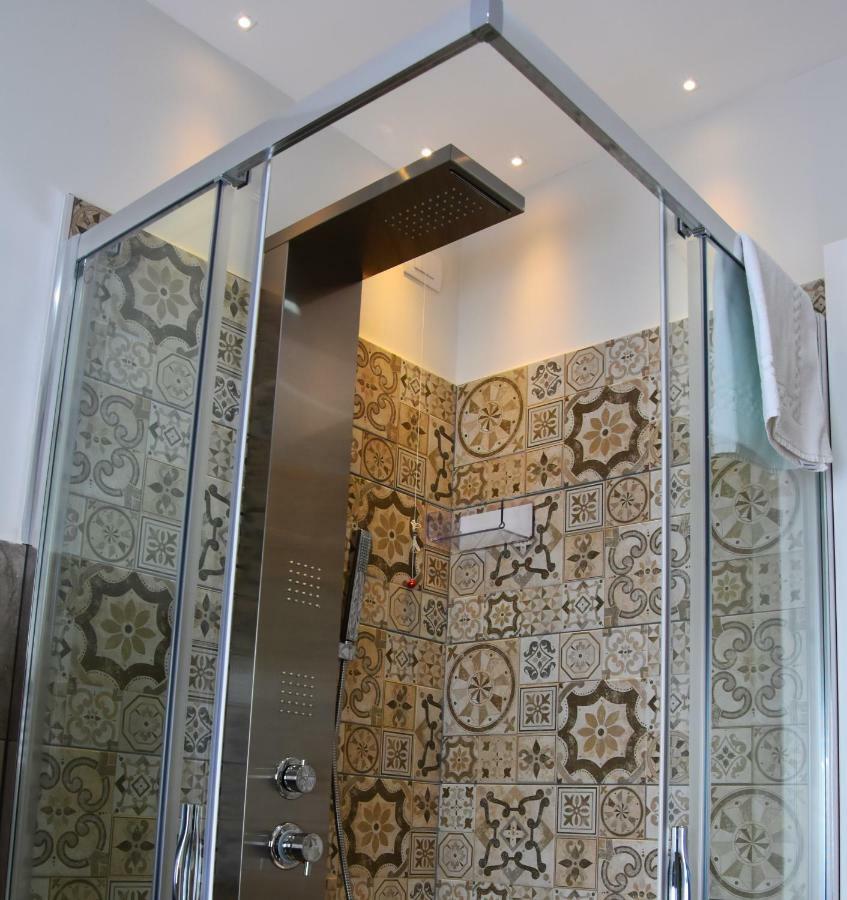 Casa Isabela Luxury Rooms Melfi Luaran gambar